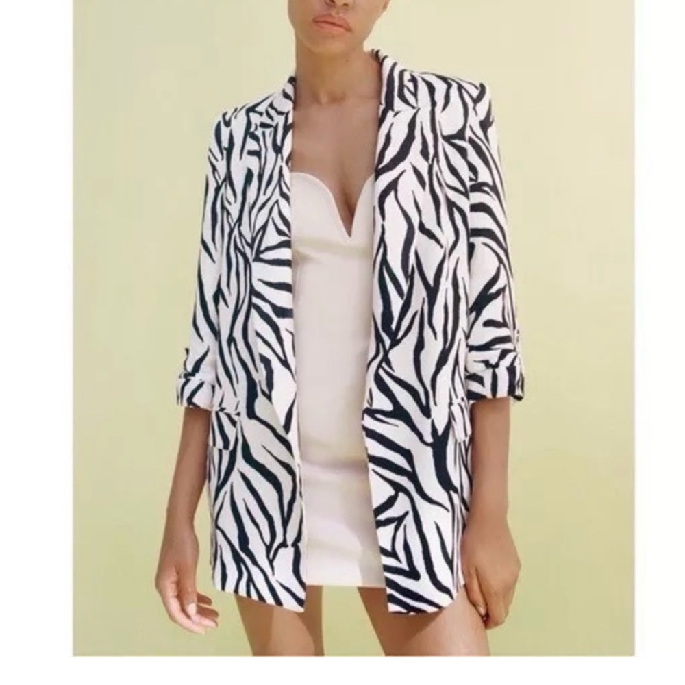 ZARA Soft and Silky. Sleek Zebra Print Blazer